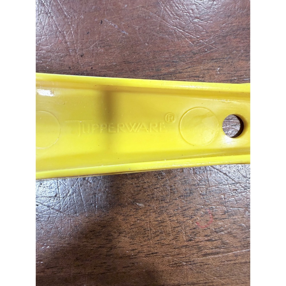 Vintage Tupperware Yellow Handheld Colander Strainer 7.5 Inch 1970s Kitchenware